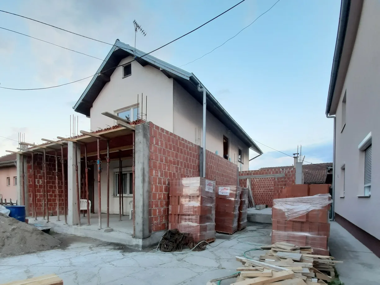 Kompleksna Nadogradnja i Renoviranje Kuće – Kraljevo