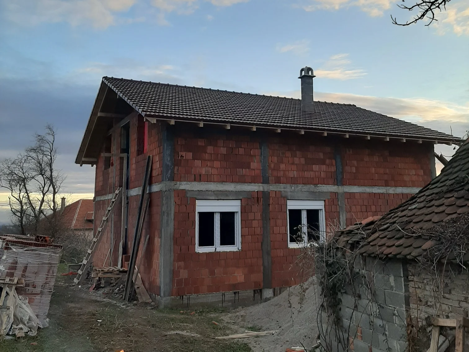 Novi Krov i Natkrivena Terasa Kraljevo